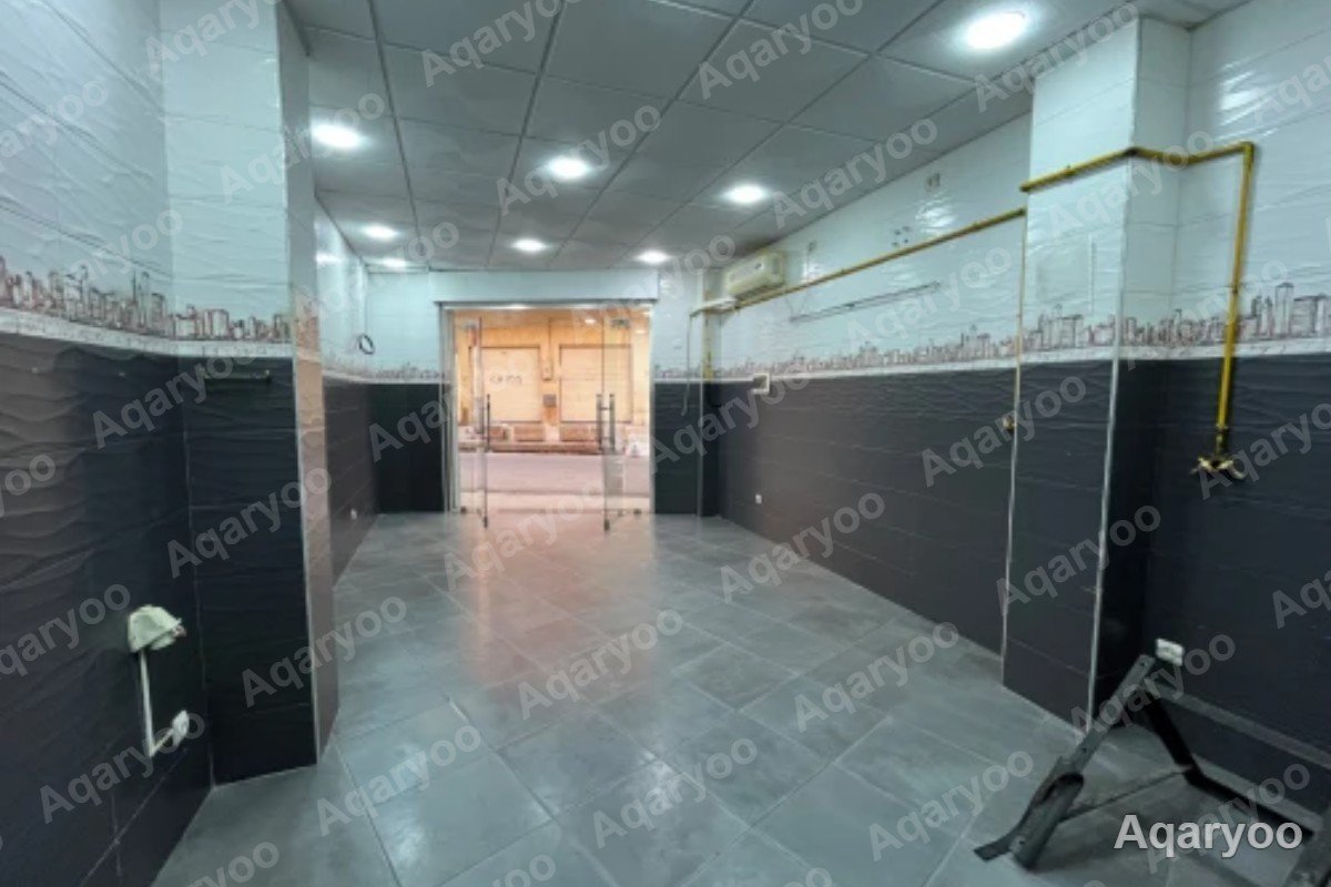 Local Professionnel 37 m² avec Chambre Froide et Sanitaires – Gambetta | Oran 8