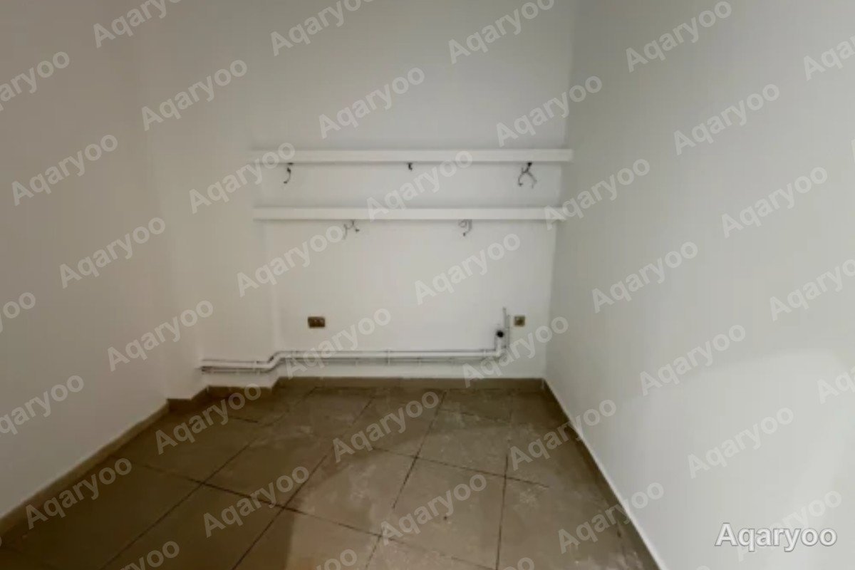 Local Commercial 64 m² Triple Façade avec 3 Vitrines – Akid Lotfi | Oran 4
