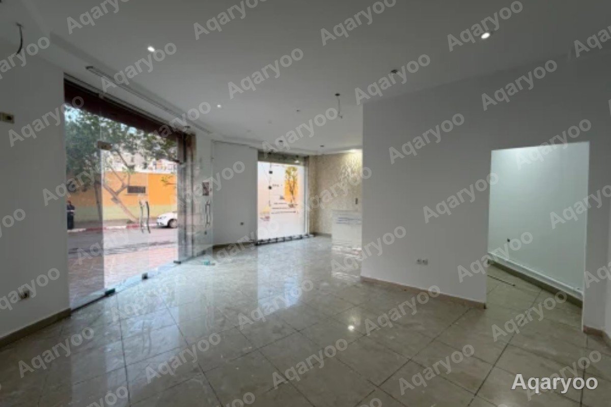 Local Commercial 64 m² Triple Façade avec 3 Vitrines – Akid Lotfi | Oran 5
