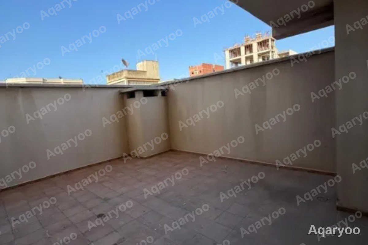 Local Commercial 190 m² et Bureaux Professionnels – Résidence Sécurisée | Sidi Chahmi, Oran 4